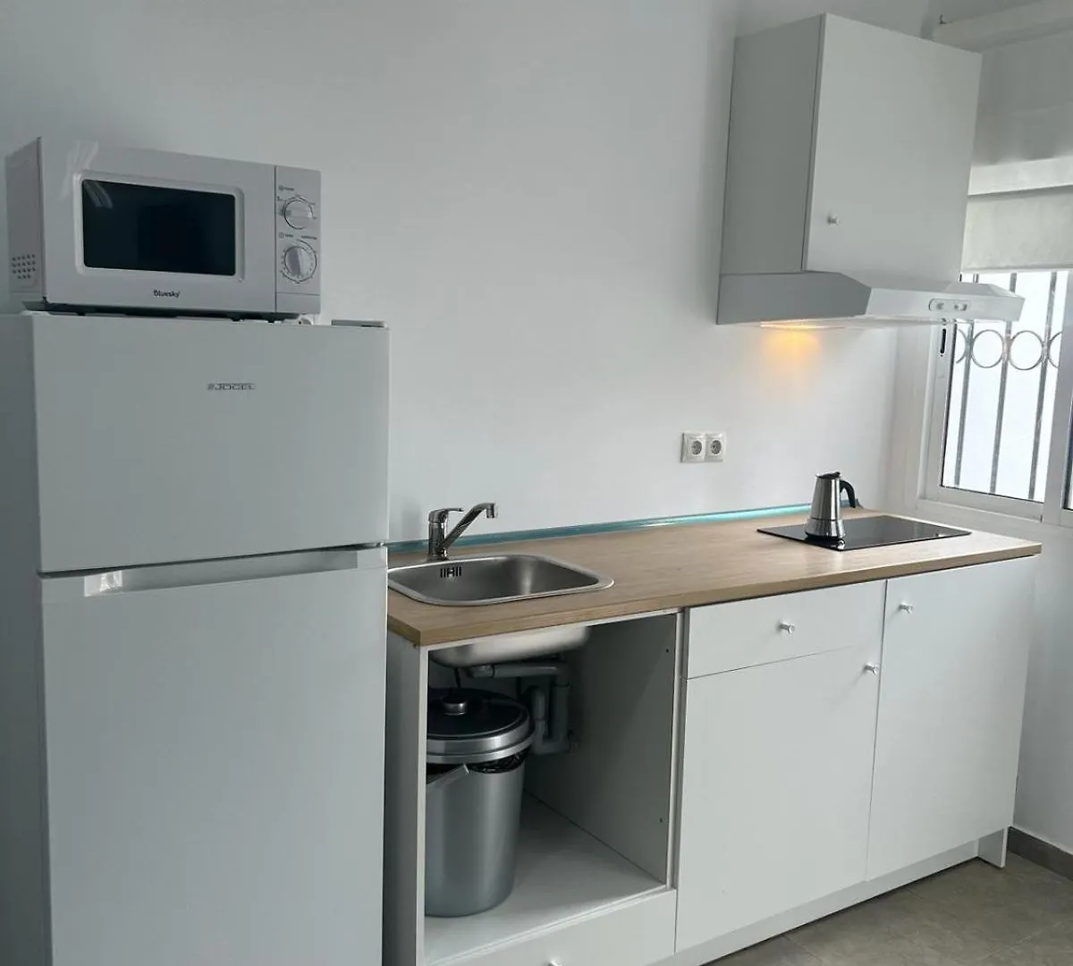 Hostal Apartamentos Playa Del Palo Málaga Spanien