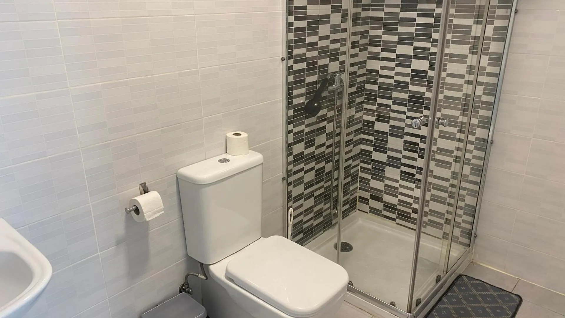 Hostal Apartamentos Playa Del Palo Málaga Spanien