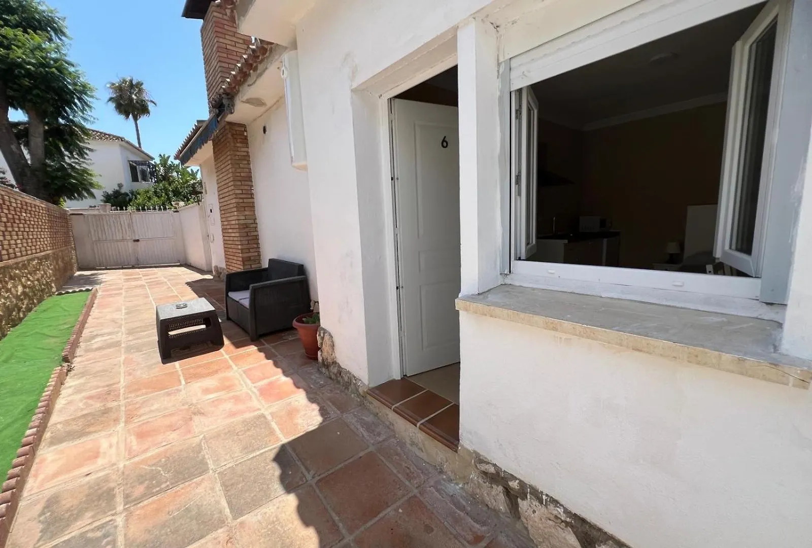Hostal Apartamentos Playa Del Palo Málaga Spanien