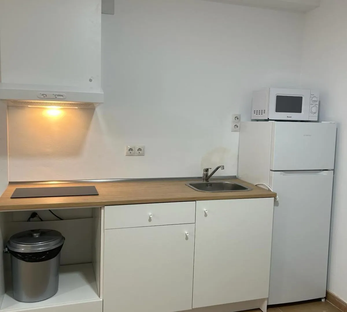 Hostal Apartamentos Playa Del Palo Málaga Apartment