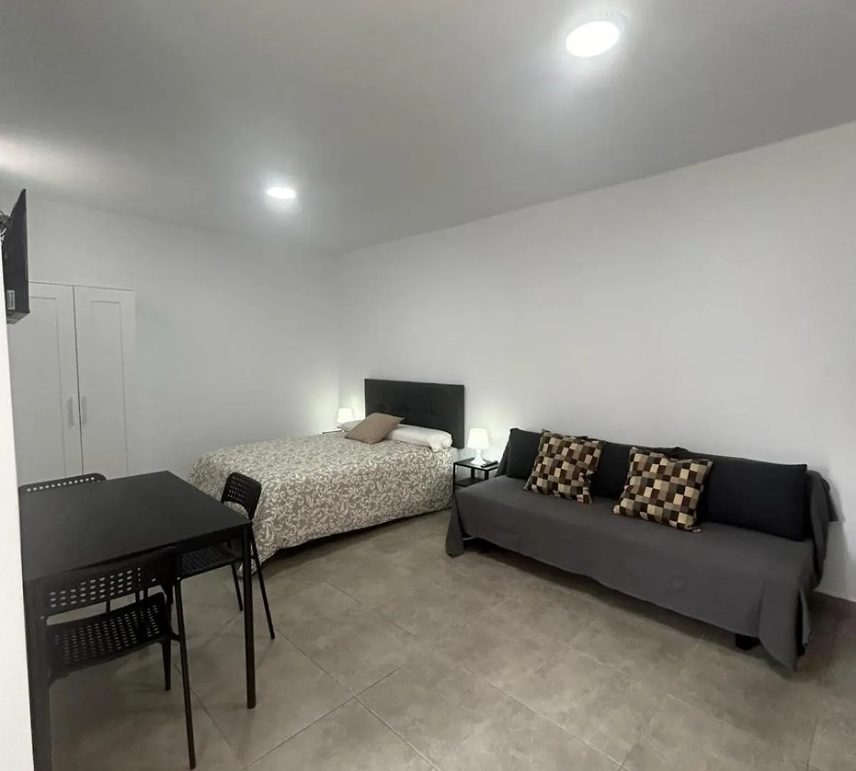 Apartamentos Playa Del Palo Malaga
