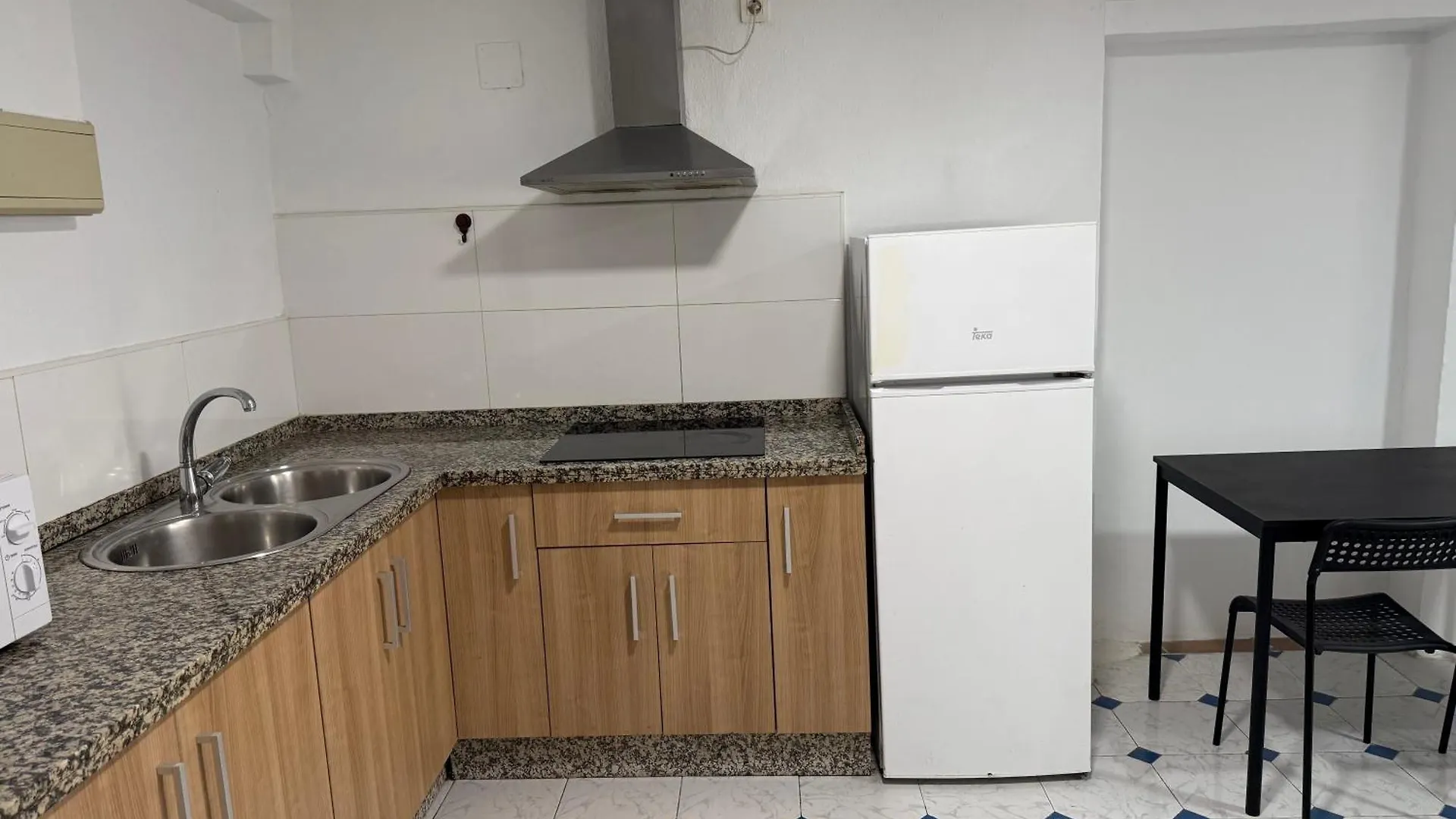 Apartamentos Playa Del Palo Malaga 0*,  Spain